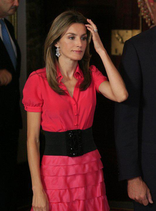 西班牙王妃莱蒂西亚的惊艳造型