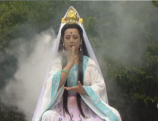 观音菩萨和唐僧比起众神降将是有进步的,他们的辨别方法就是念紧箍咒