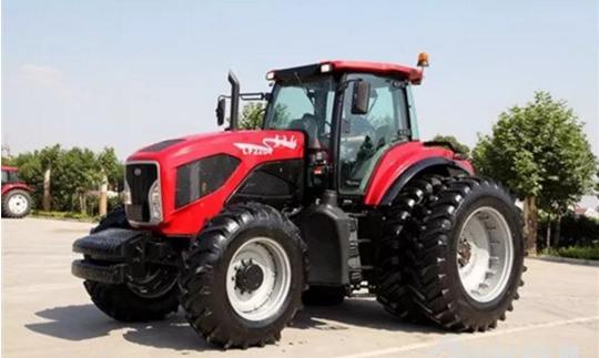 1,东方红lf2204轮式拖拉机今天 小编给大家晒十款拖拉机,看看大家有没