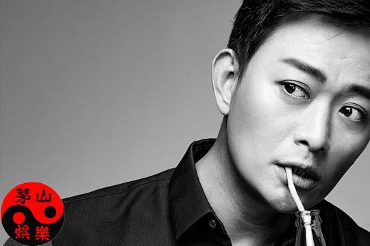 他演遍武侠三大名家,部部古装剧皆经典,40岁时娶小12岁广西美女