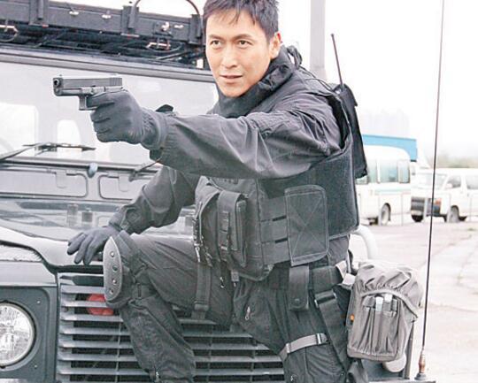 真实警察出身,演tvb《飞虎》一哥爆红,3年后回巢网民超期待!|马德钟|