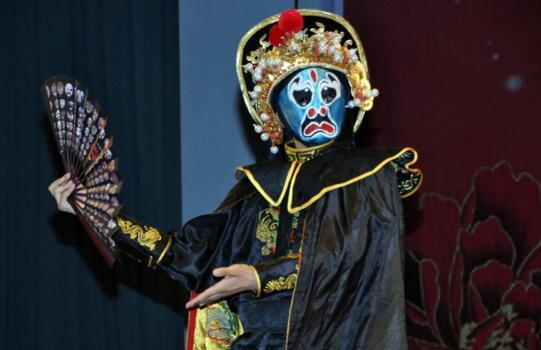 川剧变脸原理大揭秘!