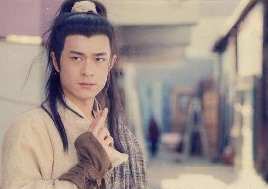 一见杨过误终生形容杨过实属夸大