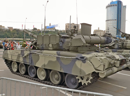 明显是为了研究美国出手购买了1辆乌克兰t84坦克