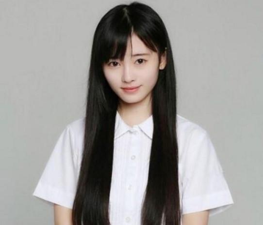 怼粉丝、撕队友，如此戏多的女团，鞠婧祎为何还不单飞？