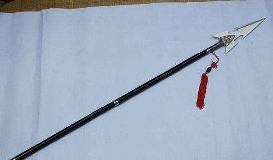 中国历史上有十大名枪,分别是:霸王枪,龙胆亮银枪,火龙枪,梅花枪,沥泉