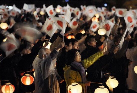 实拍日本昭和天皇的出殡仪式