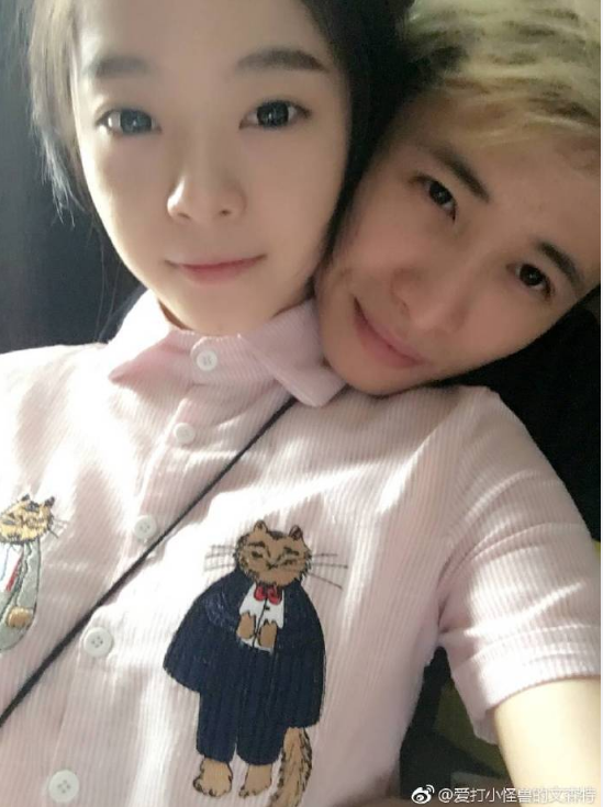 女儿出生后,文森特半夜发微博介绍老婆,粉丝:像冯提莫