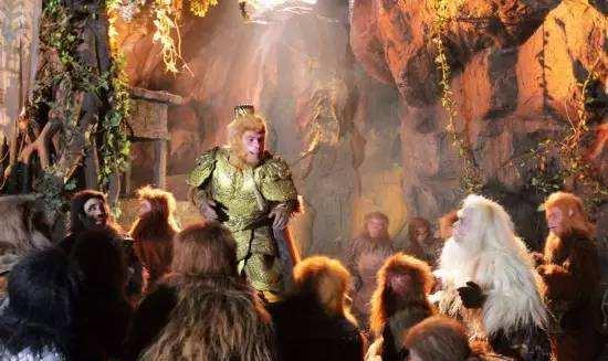 孙悟空在花果山有一最神秘的老猴,它的背后隐藏着一个凄惨承诺!