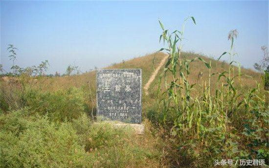 王翦墓位于陕西省富平县到贤镇东门外3里许的纪贤村永和堡北.