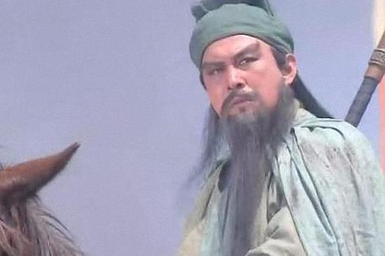 刘关张桃园三结义被传为美谈，关羽年龄最大，为何最后没当上老大|刘备|关羽|关公|桃园|中山_新浪新闻