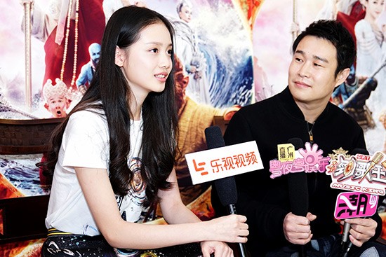 孙伊涵佛山女儿国发布会赵丽颖爆料她就是女儿国野蛮女友