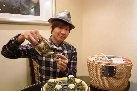 大唐君整理了茶与明星,供各位茶友参阅了解: 汪涵 其实明星们除了忙碌