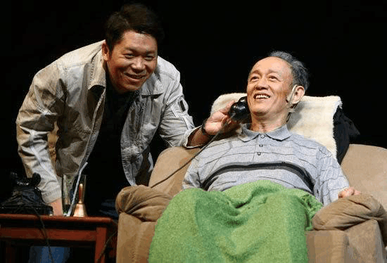 话剧至上? 为何演话剧的看不起演电影的? 为何以演话剧为荣?