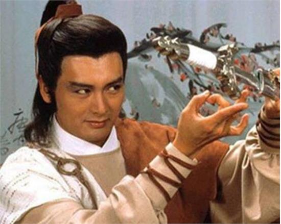 金庸把这个反派写的太光彩夺目了,无法收场,只能让他一死了之