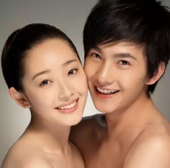 杨洋蒋梦婕为拍广告相拥,粉丝:都敢这样拍了,两人就在一起吧!