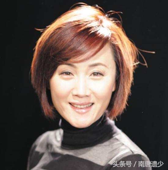 入行已经三十年了,蒋恺不仅是演技精湛的好演员,也是演艺圈公认的好