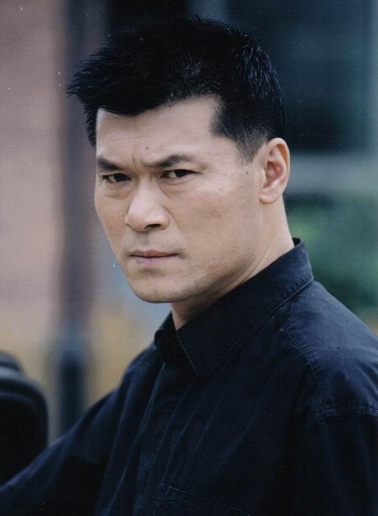 不知道还有多少人记得赵恒煊在《绝不放过你》中演绎的陈一龙,这个