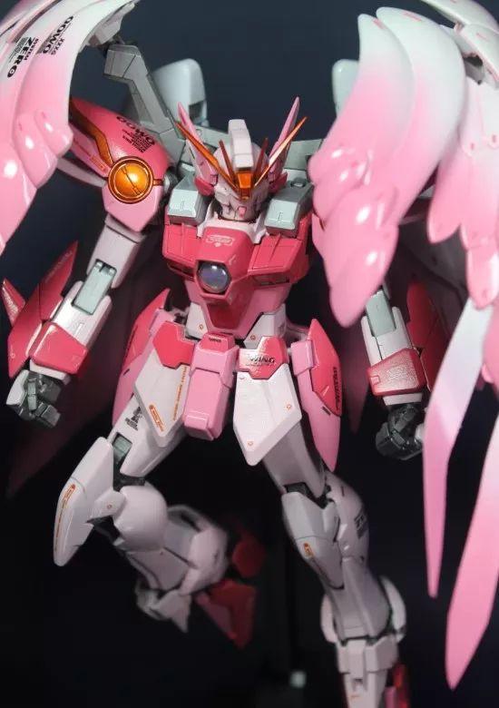 新手村:恋爱的天使飞翼零高达,是草莓味的