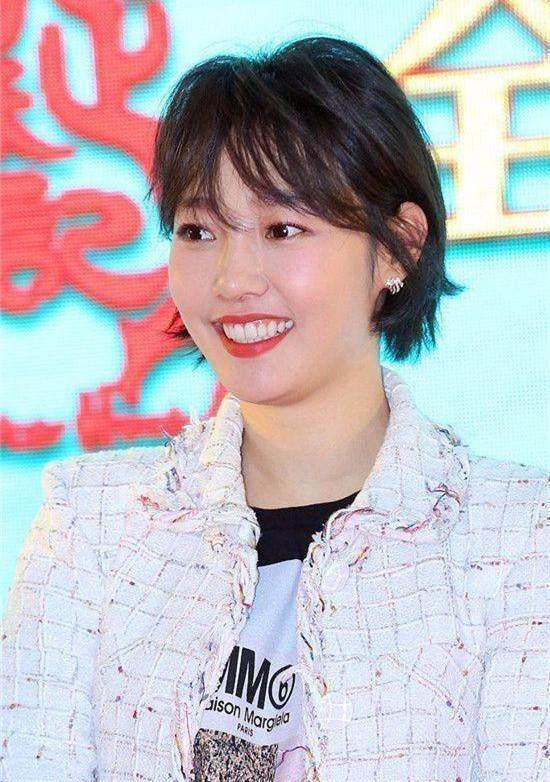 白百何又胖了!双下巴大粗腿穿衣成黑洞 竟比身旁井柏然胖一圈