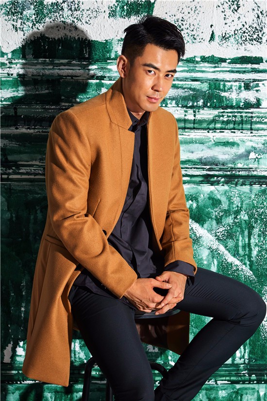 型男贾宗超曝光质感写真,情人节散发成熟魅力