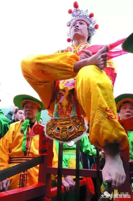 潮汕“营老爷”花样百出,很多人长这么大都没见过……|老爷|刀梯|澄海_新浪新闻