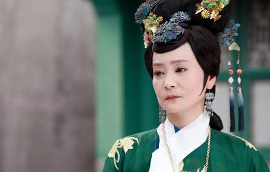 她是康熙集万千宠爱于一身的妃子