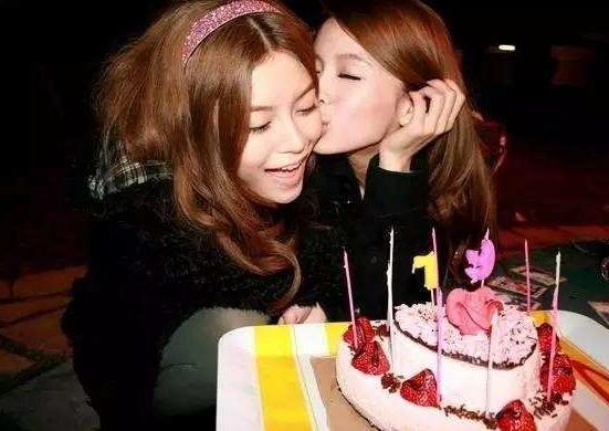 杨幂深夜催AB生二胎,杨幂之前AB的闺蜜变迁不