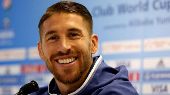 世界级中卫都穿什么样的足球鞋?耐克nike鬼牌