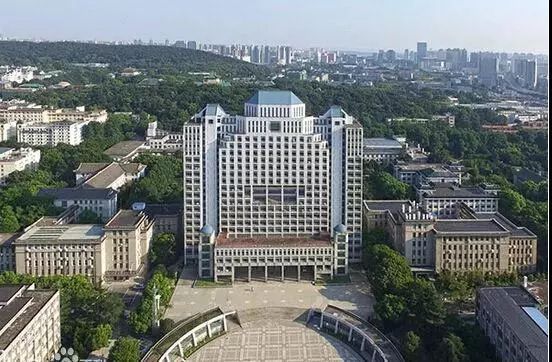 武汉水利电力大学(被并入武汉大学)