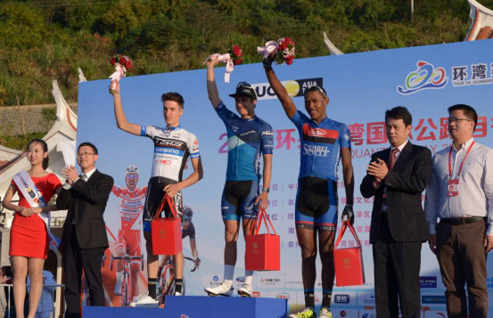 中闽魏氏茶叶-助力2017环泉州湾国际公路自行