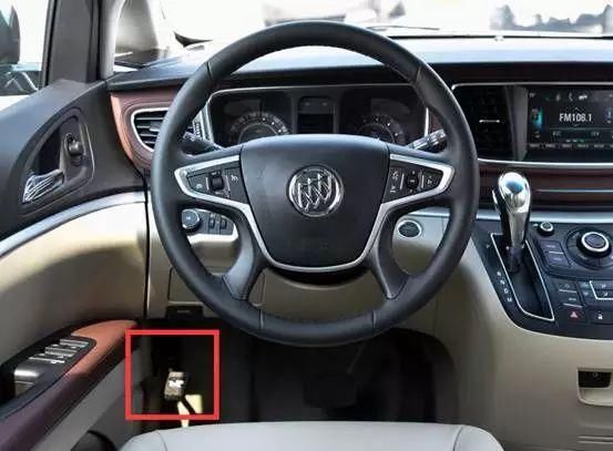 别克gl8总结 如果商务用途为主建议28t,内饰配置和动力更高一些.