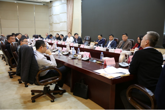 推进深圳市生物产业,新能源汽车产业加快发展专家座谈会