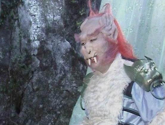 黄牙老象黄牙老象,原是普贤菩萨的坐骑,在狮驼岭与青毛狮子怪,大鹏