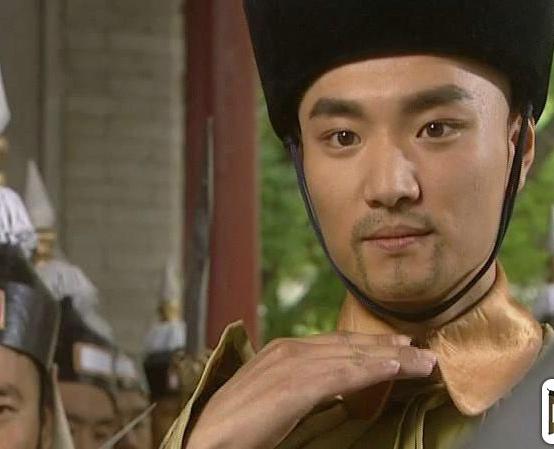 他23岁替父出征,战功显赫,却因生母出身不好而被皇太极打压