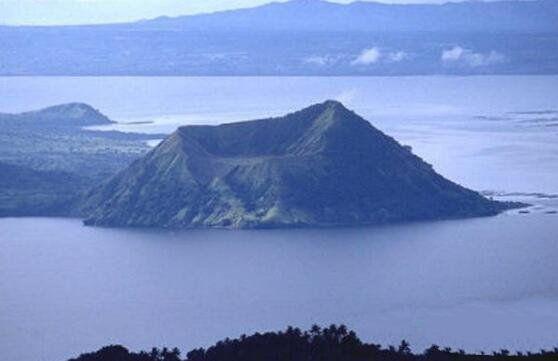 世界上最小的活火山,被誉为菲律宾最佳的旅游胜地,你会去吗?