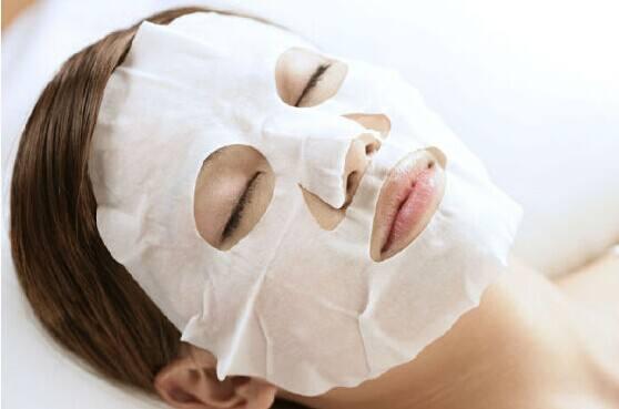 4款简单的自制牛奶面膜祛斑保湿多重功效