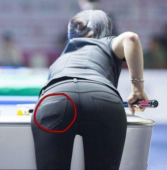 "九球天后"潘晓婷胸部触球犯规后,又一部位成焦点!