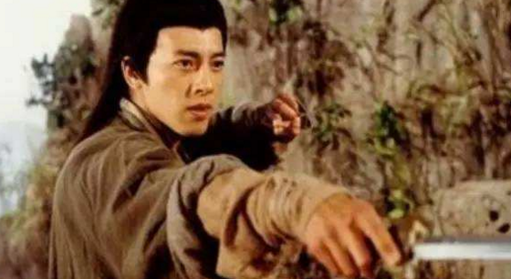 令狐冲为什么想要杀师娘的?宁中则好像还很感激。真相原来如此