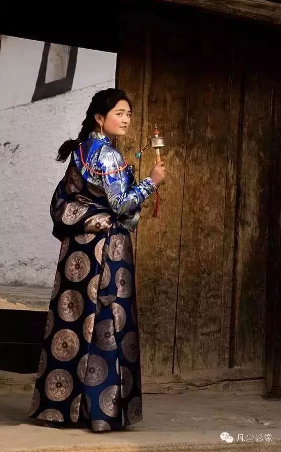 藏族姑娘——乔旦卓玛
