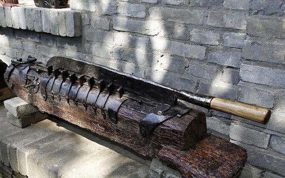 中国4大最强冷兵器,第3种五千年出一件,第4种斩杀日军最解气