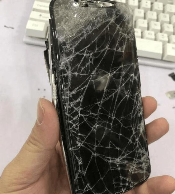 被摔稀巴烂的iphonex值多少钱多少钱能修好怎么处理最划算
