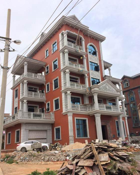 福清别墅成堆,网友:建这么高做什么?