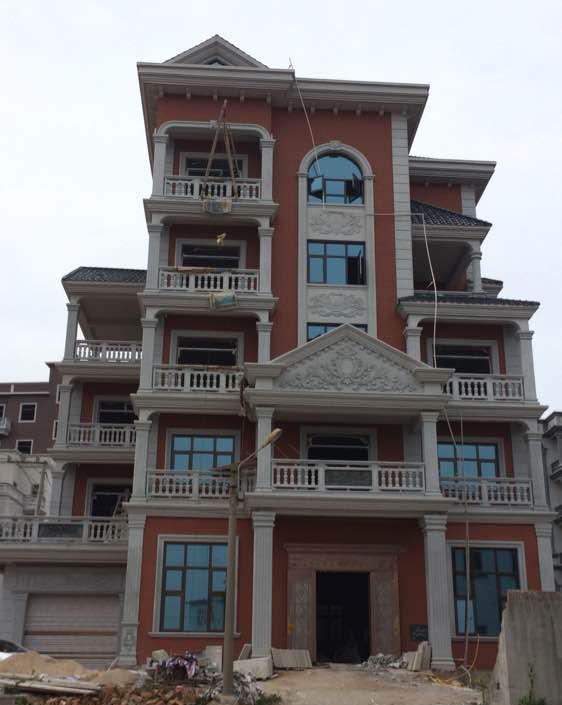 福清别墅成堆,网友:建这么高做什么?