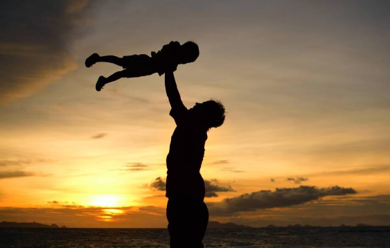 父亲救了女儿,儿子却在车祸中离开人世,真相另人泪崩!