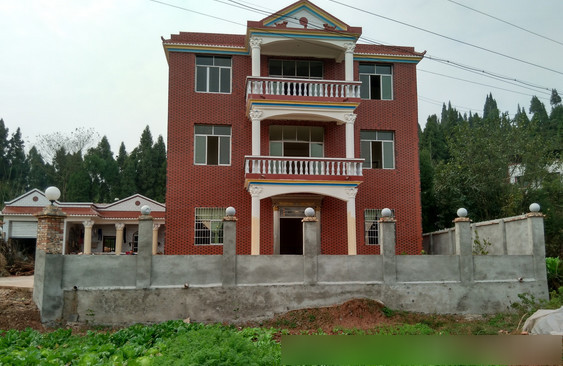 亲自设计的三层农村小楼,才花了25万