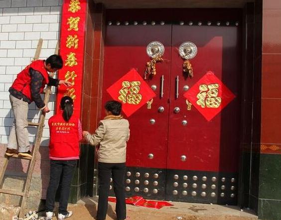 贴好,别犯这个错误,小心新年福运被挡在门外|对联|春联|小心_新浪新闻
