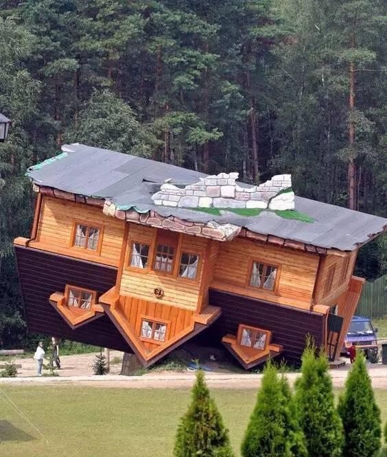 房子歪成这样居然还能用?看看艺术家们是怎么玩"楼歪歪"的!