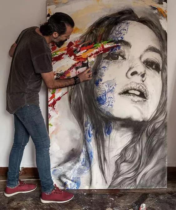 喜欢画画的人,都想拥有这样一个工作室,然后画一辈子的画!