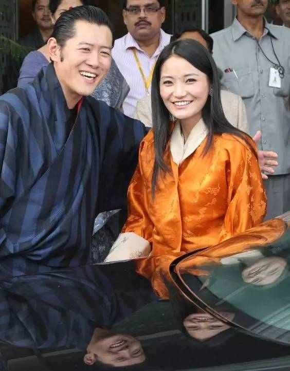 不丹国王的浪漫爱情 "等你长大了, 我就娶你"一等便是14年